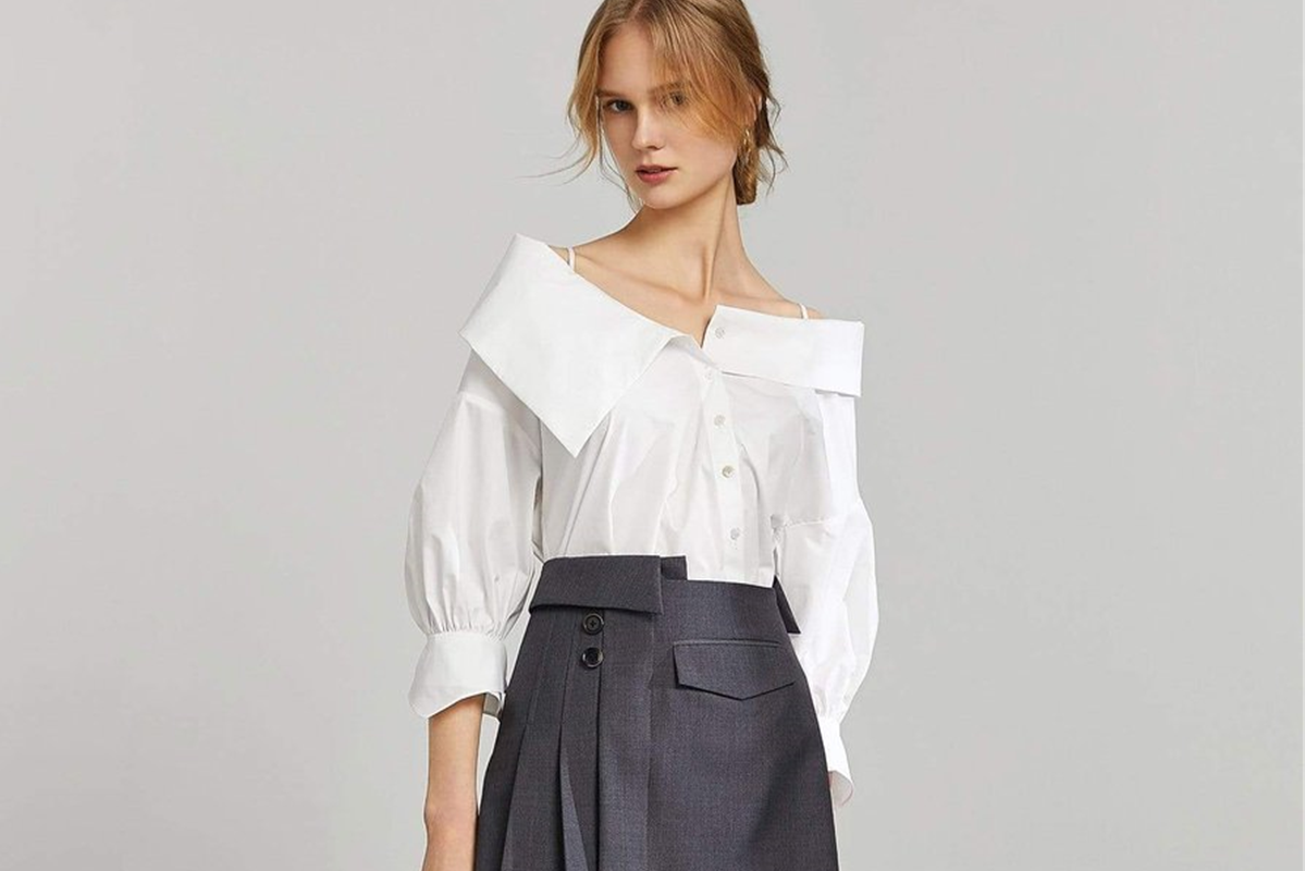 Reasons Why You Should Be Wearing An Off Shoulder Puff Sleeve Shirt